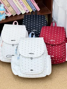 Lichte nylon rugzak met sterrenprint, trekkoord en klep voor dagelijks casual gebruik.