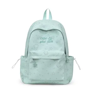 Mochila escolar casual verde menta con un bonito estampado de estrellas y galletas juveniles.