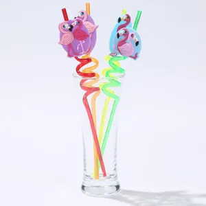 Kreative Flamingo geformte spiralförmige Strohhalme für Partys, Bars und Kinderdekoration.