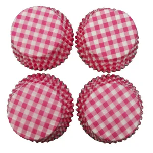 Caissettes à cupcakes à carreaux rose et blanc papier de cuisson vue détaillée