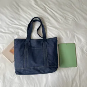 Grand sac cabas en denim pour femme, sac a epaule decontracte polyvalent pour ecole et shopping.