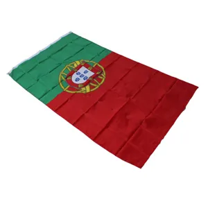 Drapeau national du Portugal 90x150cm en polyester avec oeilletons vue de detail.