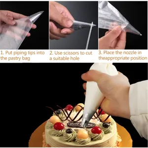 Vista detallada de manga pastelera desechable, herramienta de plástico transparente para decorar.