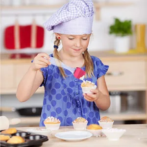Silicone pastry brush for baking cake, BBQ oil basting brush with transparent handle.