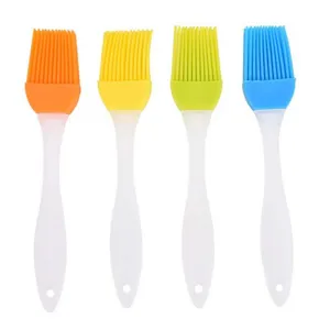 Silicone oil brush detail view, heat resistant pastry brush for baking and barbecue cooking.