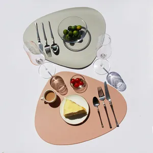 Unregelmäßige Tischsets aus Leder wasserdicht hitzebeständig Esszimmertisch Dekoration
