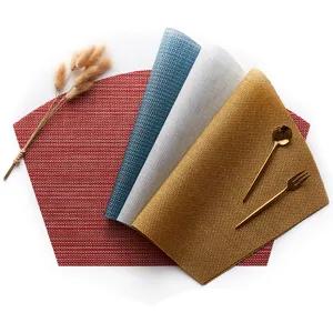 Tovaglietta Tessuta in PVC Moderno Minimalista Resistente al Calore Antiscivolo a Ventaglio Decorazione per Tavolo da Pranzo