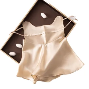 Mulberry silk sun protection face mask for women, anti-UV eye corner shield, champagne.