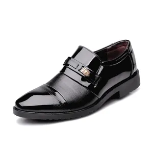 Herren schwarze Lackleder Business Schuhe formelle freie Freizeitschuhe Slipper Halbschuhe