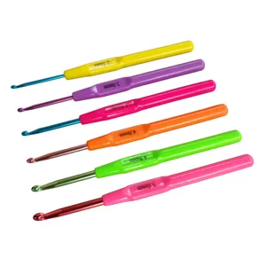 Detailed view of a 6-piece colorful aluminum and plastic handle crochet hooks set for knitting.