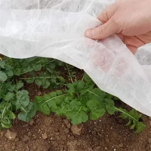 White non-woven plant cover frost protection blanket for garden winter vegetable greenhouse care