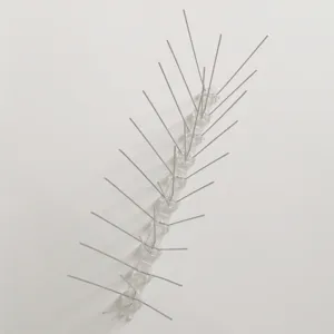 Dissuasori per uccelli in acciaio inox con base acrilica, vista dettaglio efficace.