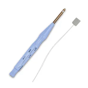 Dettaglio dell'ago da ricamo regolabile, accessorio fai-da-te essenziale per progetti.
