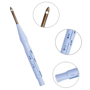 Ago da punch needle regolabile con segni di scala per progetti di cucito fai-da-te.