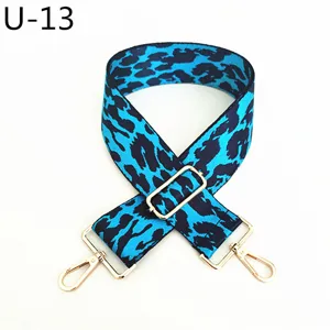 Platia louri tsantas me motibo leopard kai chrysa metallika exartimata gia gynakes