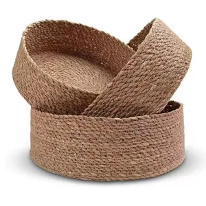 Round woven storage basket set, natural straw desktop organizer for cosmetics, snacks and sundries.
