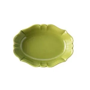 Retro Japanese ceramic oval baking dish with wavy rim for salad, curry, and daily use.