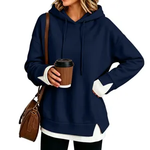 Felpa con cappuccio casual da donna a maniche lunghe con polsini e orlo a contrasto.