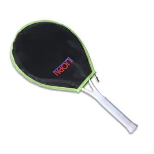 Detailansicht Tennisschläger Widerstandsbezug, schwarzer Kopfbezug mit grünem Rand.