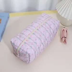 Pink floral quilted storage bag, large capacity portable zipper pouch for hair tools storage.