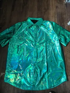 Chemise homme brillante manches courtes métallique style disco vintage costume scène.