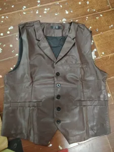 Gilet in ecopelle uomo casual scollo V monopetto abito marrone giacca 2026 nuova moda