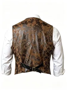 Dettaglio vista posteriore gilet uomo vintage marrone, panciotto in ecopelle con cinturino.