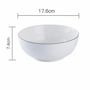 Weiße keramische Suppenschüssel, 17.6cm Durchmesser, minimalistisches nordisches Geschirr.