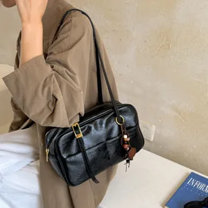 Korean retro black shoulder bag vintage boston bag casual commute premium daily leather handbag