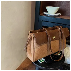 Borsa a spalla in pelle scamosciata trapuntata marrone borsa minimalista retr
