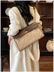 Borsa a tracolla matelassé grande capacità stile coreano borsa sottobraccio casual donna