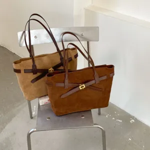 Vintage Τσάντα Tote από Σουέτ για Γυναίκες Μεγάλη Χωρητικότητα Ρετρό Τσάντα Ώμου Πολυτελείας Designer Hobo Bag Μινιμαλιστική Τσάντα Μασχάλης