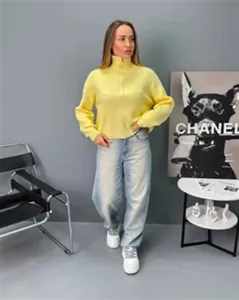 Pull en tricot ample à demi-fermeture éclair pour femme, pull confortable à manches longues.