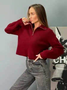 Pull en tricot bordeaux pour femme avec col zippé, haut décontracté ample à manches longues.