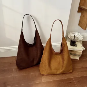 Vintage suede hobo shoulder bag, casual large capacity slouchy tote bag for daily commuting.