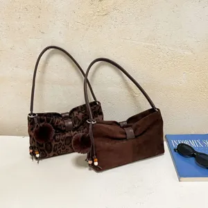 Vintage leopard print shoulder bag stylish casual handbag for women chic retro daily wear