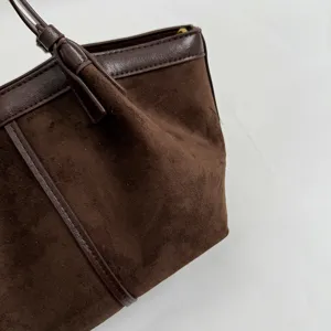 Brown suede tote bag detail retro leather trim shoulder bag stylish commuting handbag
