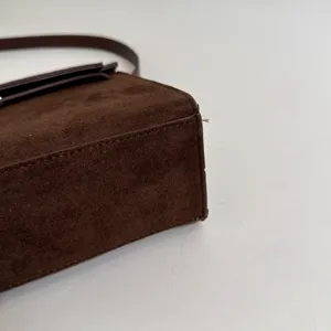 Bolso bandolera de ante marron bolso retro minimalista elegante bolso de mujer de estilo diario