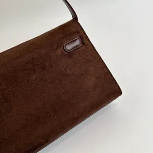Bolso de hombro de ante marrón oscuro retro minimalista chic elegante bolso de mujer