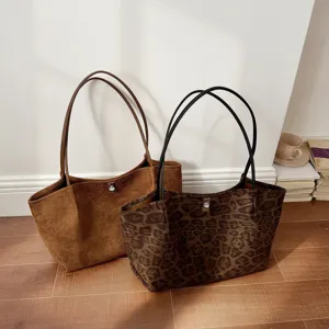 Korean Ins Style Large Capacity Tote Bag For Women Retro Minimalist PU Leather Suede Commuting Shoulder Underarm Bag