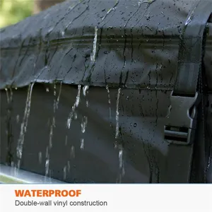 Waterdichte autodak bagagetas detail toont duurzaam dubbelwandig vinyl materiaal.