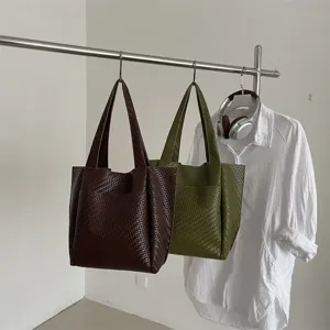 Woven tote bag for women, large capacity stylish shoulder bag, casual commuting handbag.