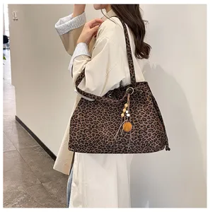 Koreanische Leopard Muster Tasche, große Kapazität lässige Schultertasche für den Alltag.