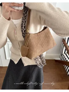 Koreanischer Stil Vintage gewebte Umhängetasche schicke Damen Achseltasche Alltag Mode
