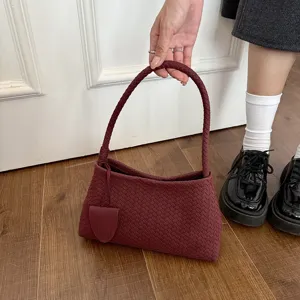 Bordeauxrote gewebte Damentasche aus Leder, elegante retro Handtasche, modische kleine Achseltasche.