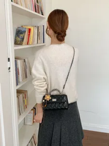 Black quilted chain crossbody bag for women elegant classic design shoulder handbag fashion