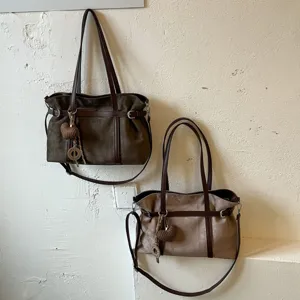 Retro Wildleder Pendler Umhängetasche, Designer Handtasche mit großer Kapazität für Damen.
