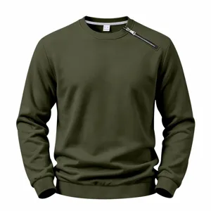 Grüner Herren Winter Fleece Pullover mit diagonalem Reißverschluss und Rundhalsausschnitt.