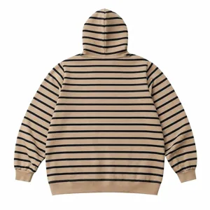 Detailansicht des gestreiften Herren Kapuzenpullovers mit Fleece, Rückseite, warm, bequem.