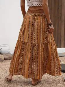 Bohemian elastic waist maxi skirt for women, vintage print long skirt for summer beach holiday.